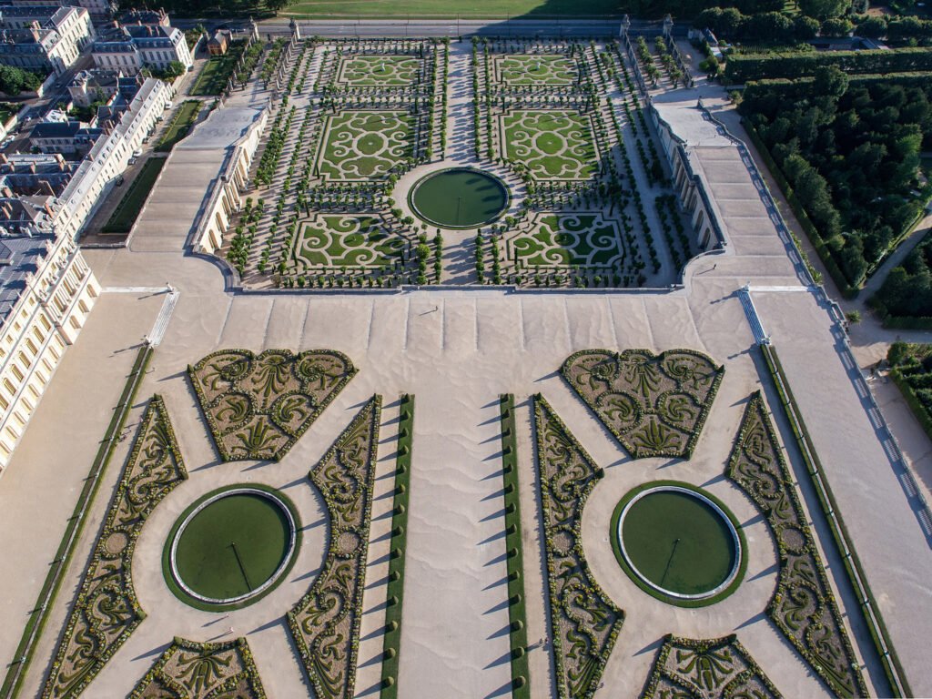 Versailles, Parterre du Midi et Orangerie © CC-BY-SA ToucanWings