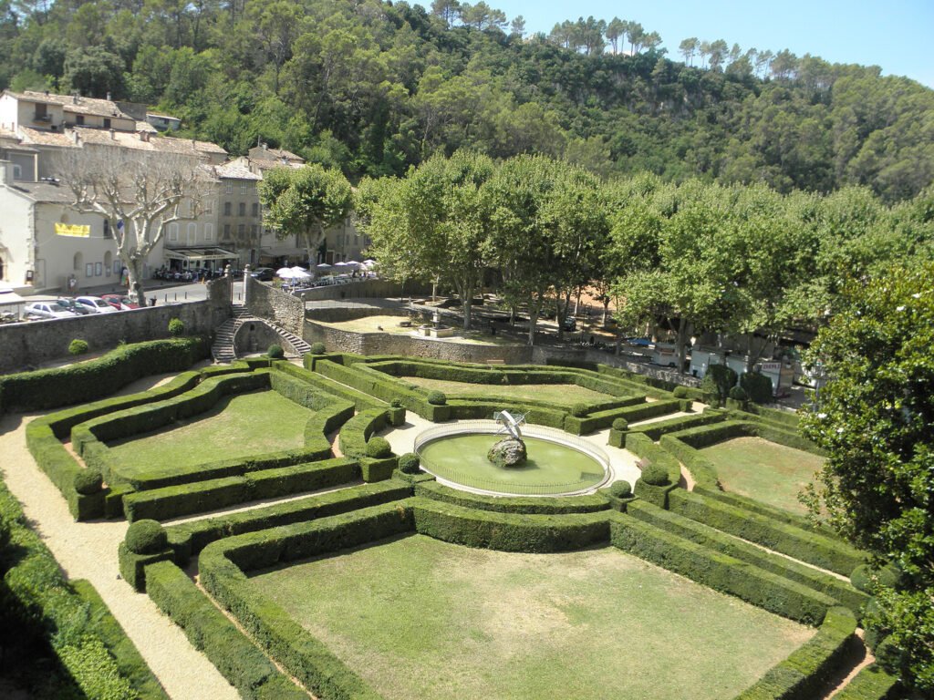 Jardin Le Nôtre - Entrecasteaux © 2012 CC-BY-SA ROCHAT PATRICE