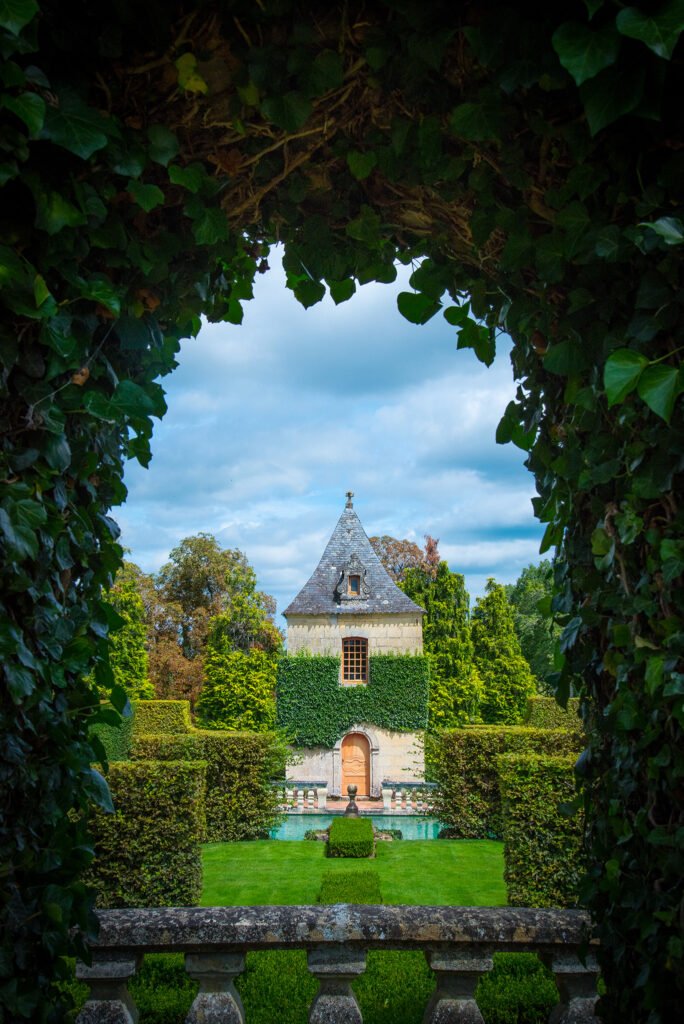 Pavillon de Repos – Eyrignac et ses Jardins © Dan Courtice