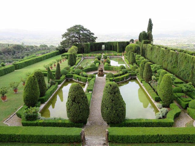 La vocation theâtrale des jardins de Toscane
